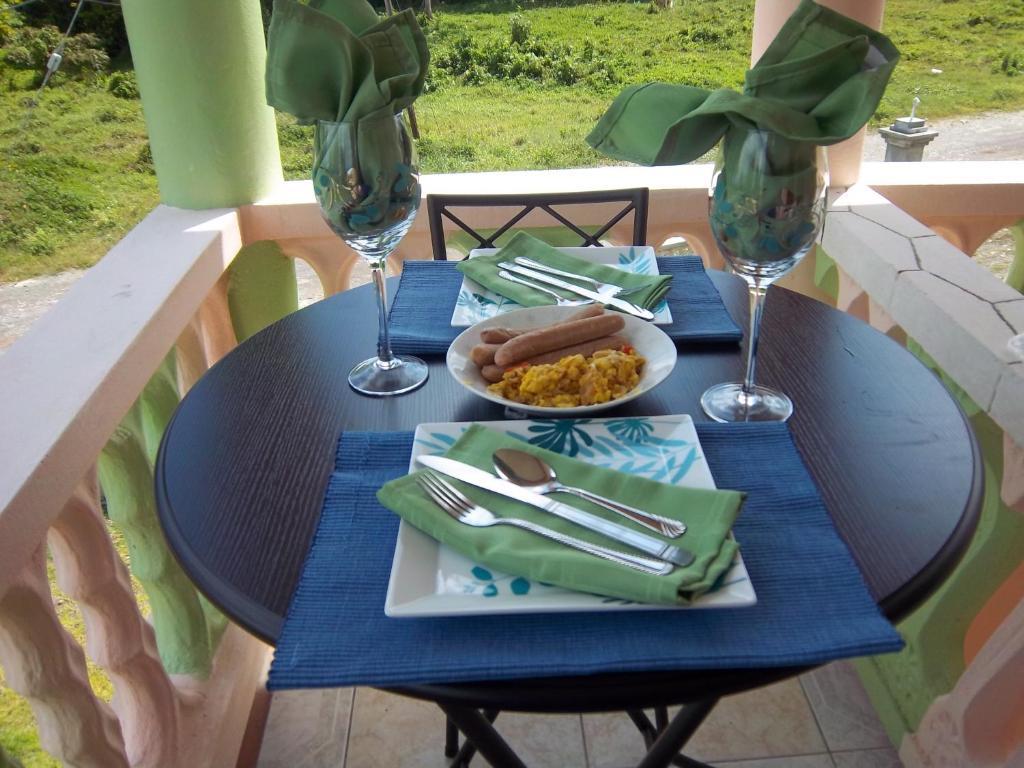 By The Sea Vacation Home And Villa بورت أنطونيو الغرفة الصورة