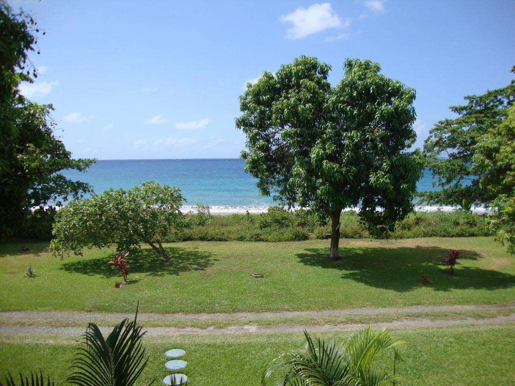 By The Sea Vacation Home And Villa بورت أنطونيو الغرفة الصورة