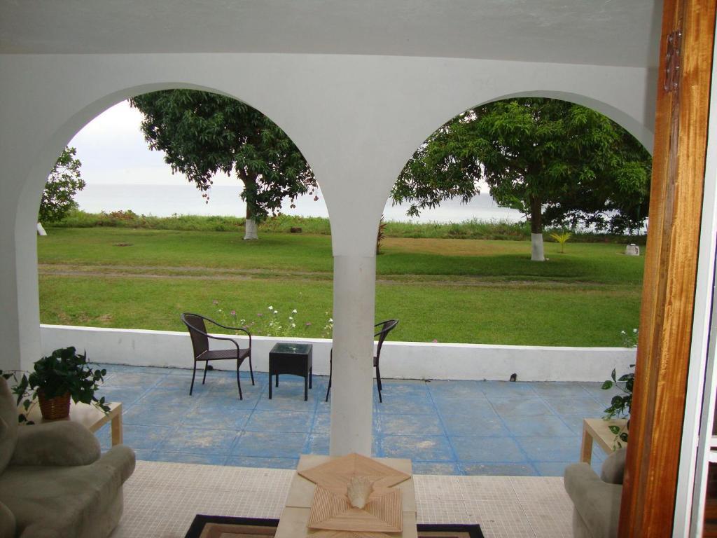 By The Sea Vacation Home And Villa بورت أنطونيو الغرفة الصورة