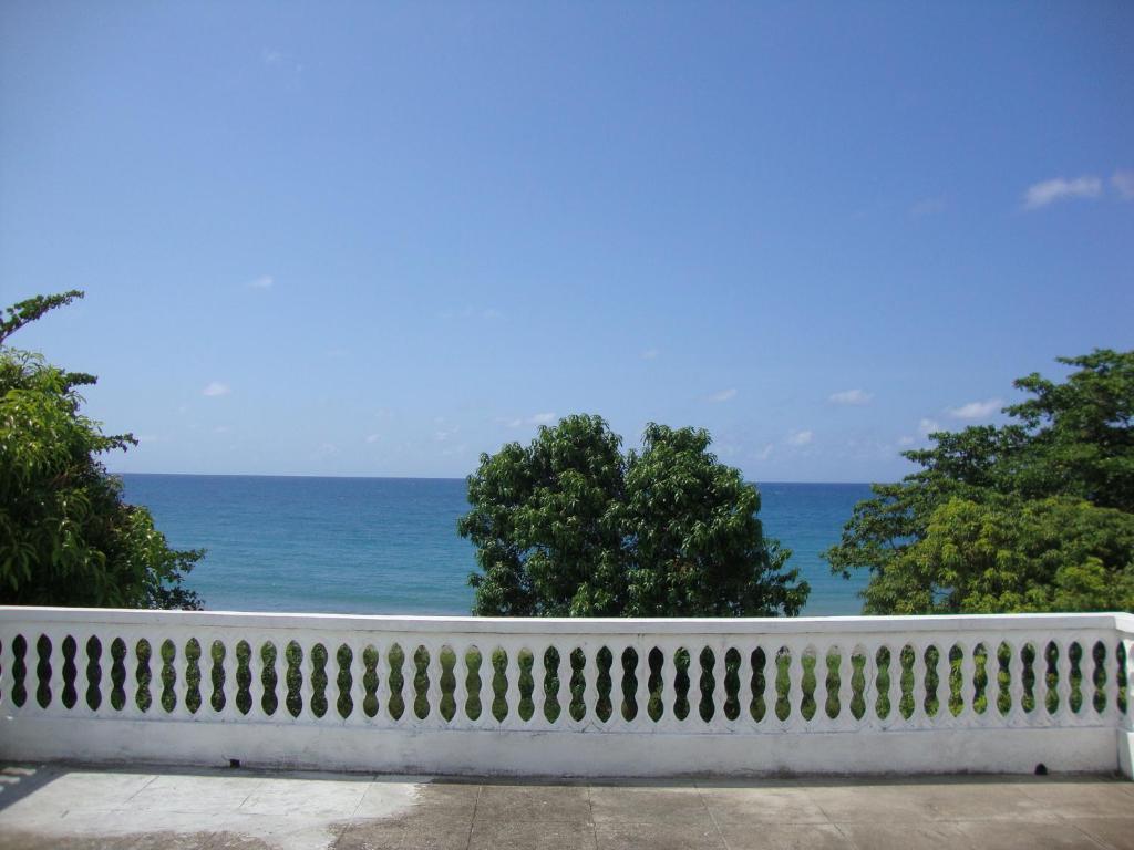 By The Sea Vacation Home And Villa بورت أنطونيو الغرفة الصورة